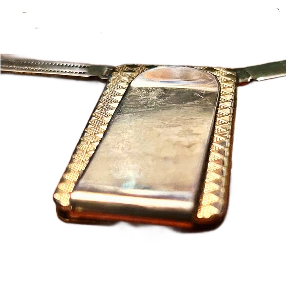 ❤️SOLD❤️Vintage Signed Colonial Money Clip, Pocket Knife & Nail File - Picture 6 of 15